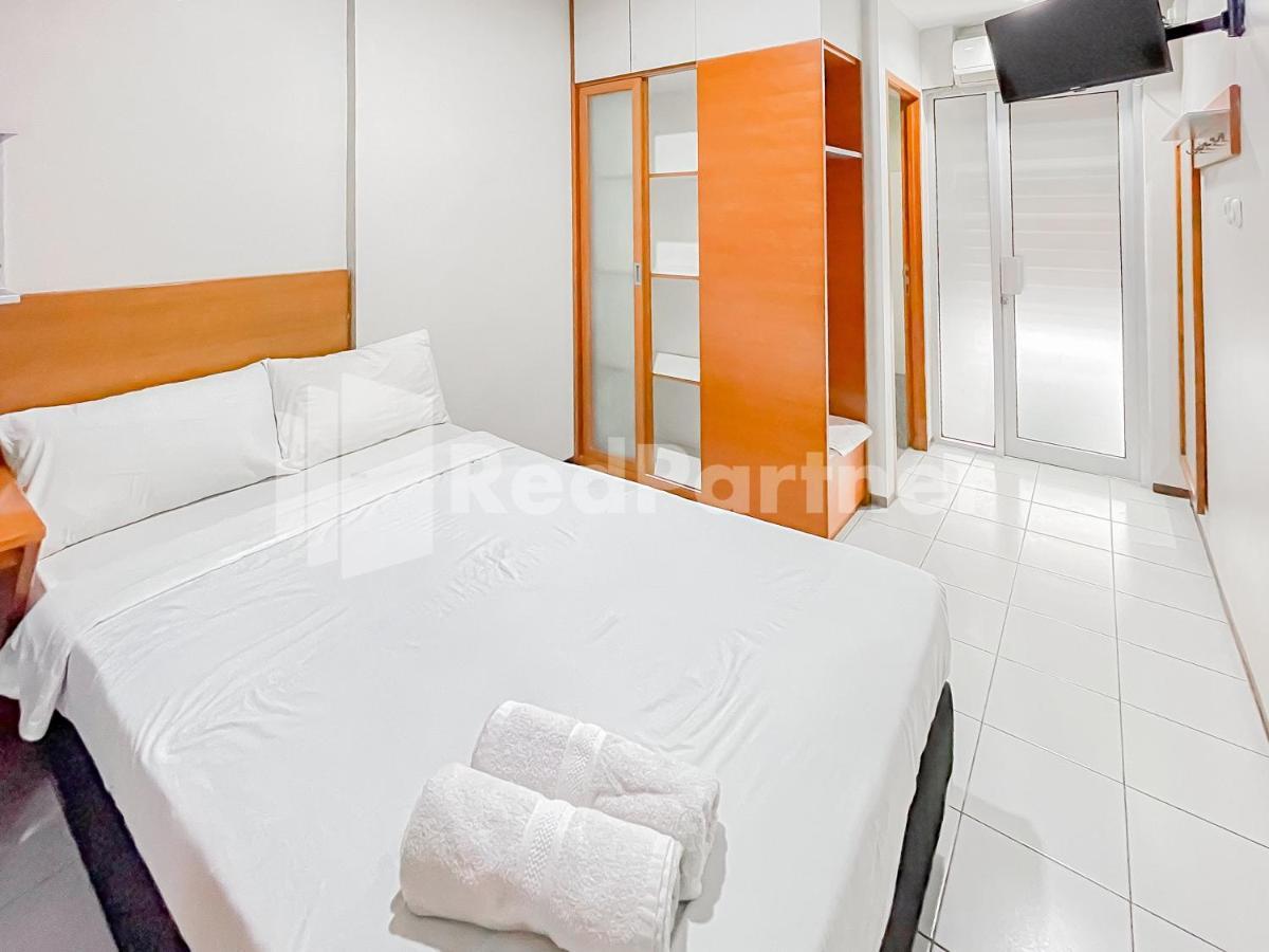 Sang Surya Guesthouse Syariah Near Rs Hasan Sadikin Mitra Reddoorz Bandung Extérieur photo
